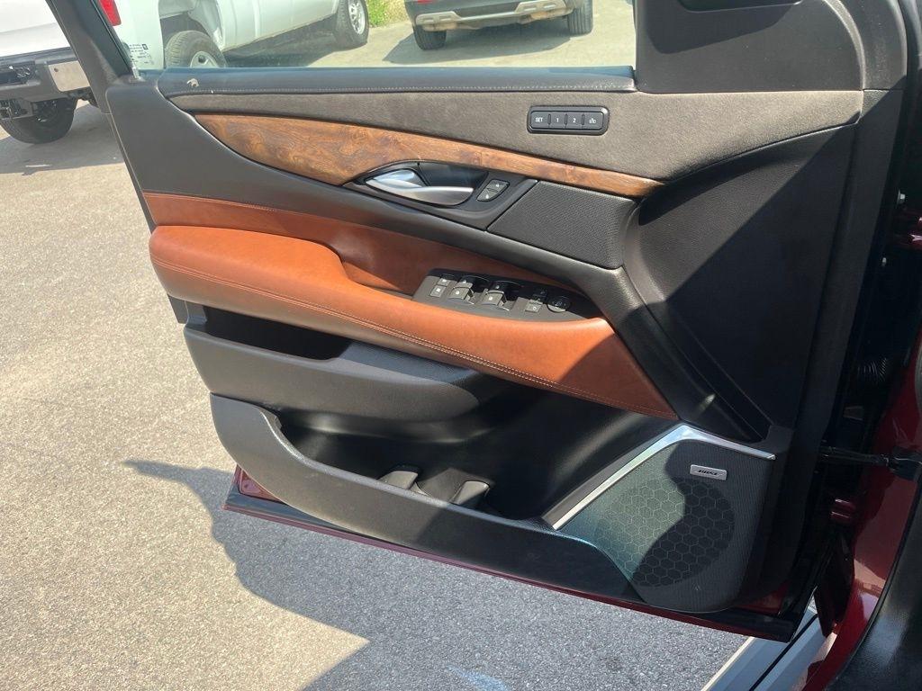 Cadillac Escalade  2018