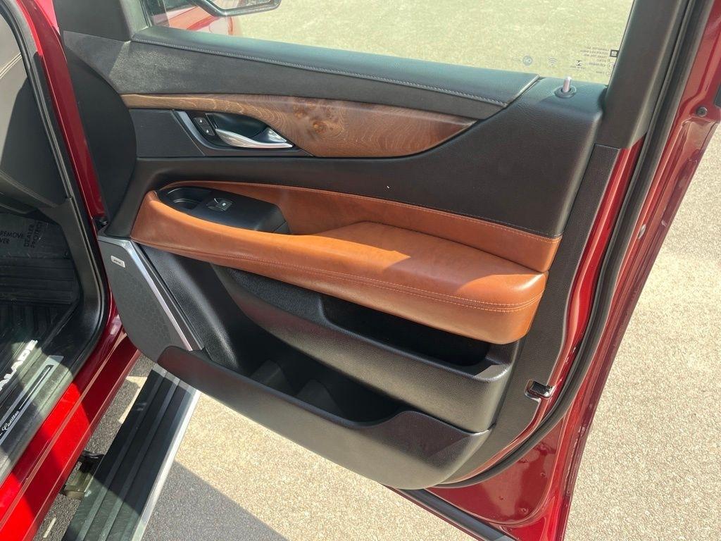 Cadillac Escalade  2018
