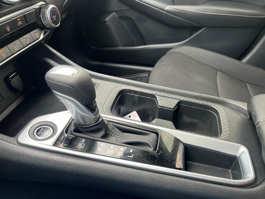 Nissan Sentra  2023