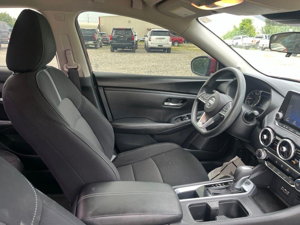 Nissan Sentra  2023