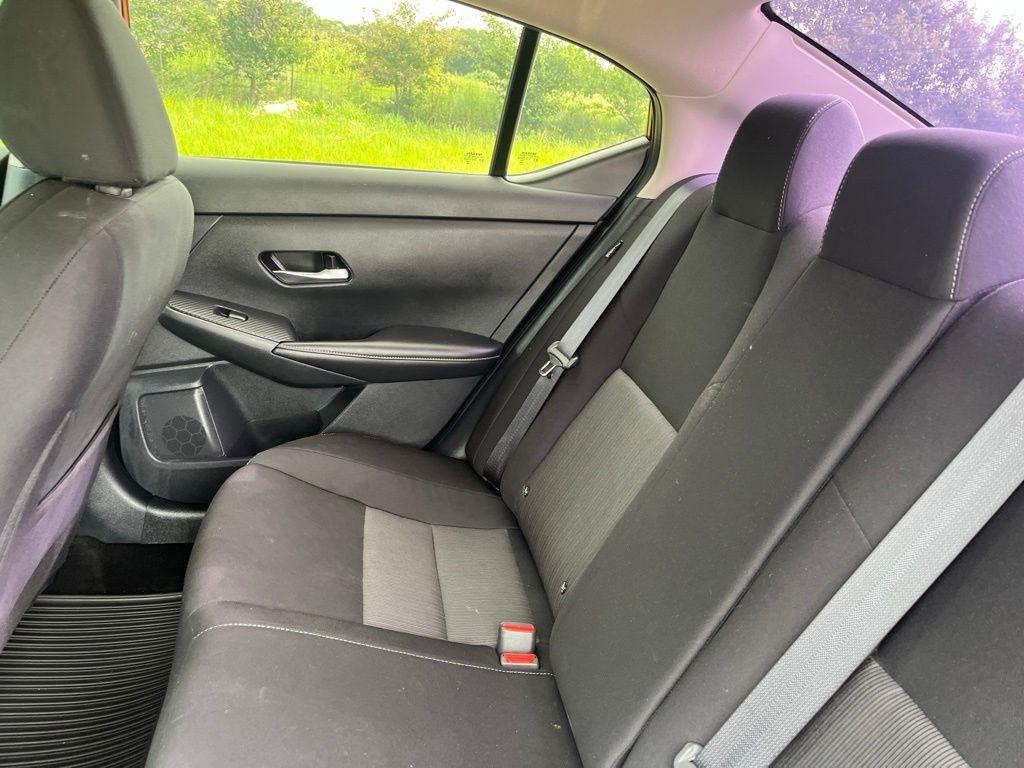Nissan Sentra  2023