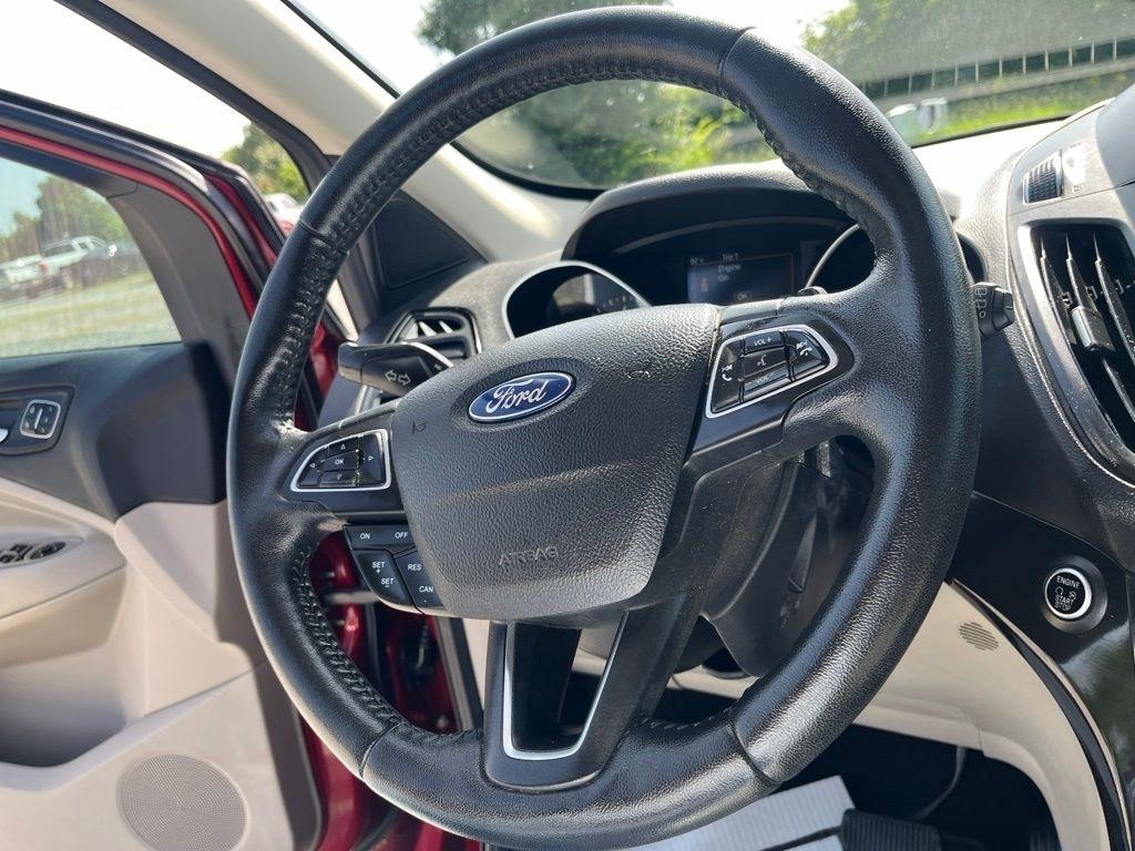 Ford Escape  2017