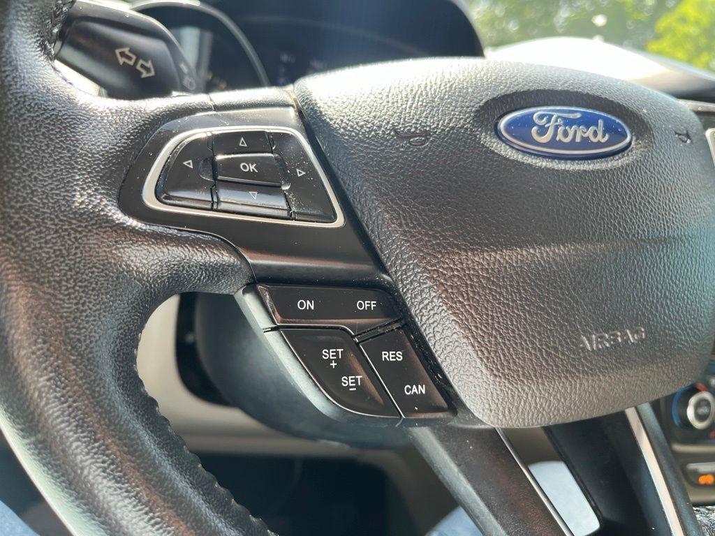 Ford Escape  2017
