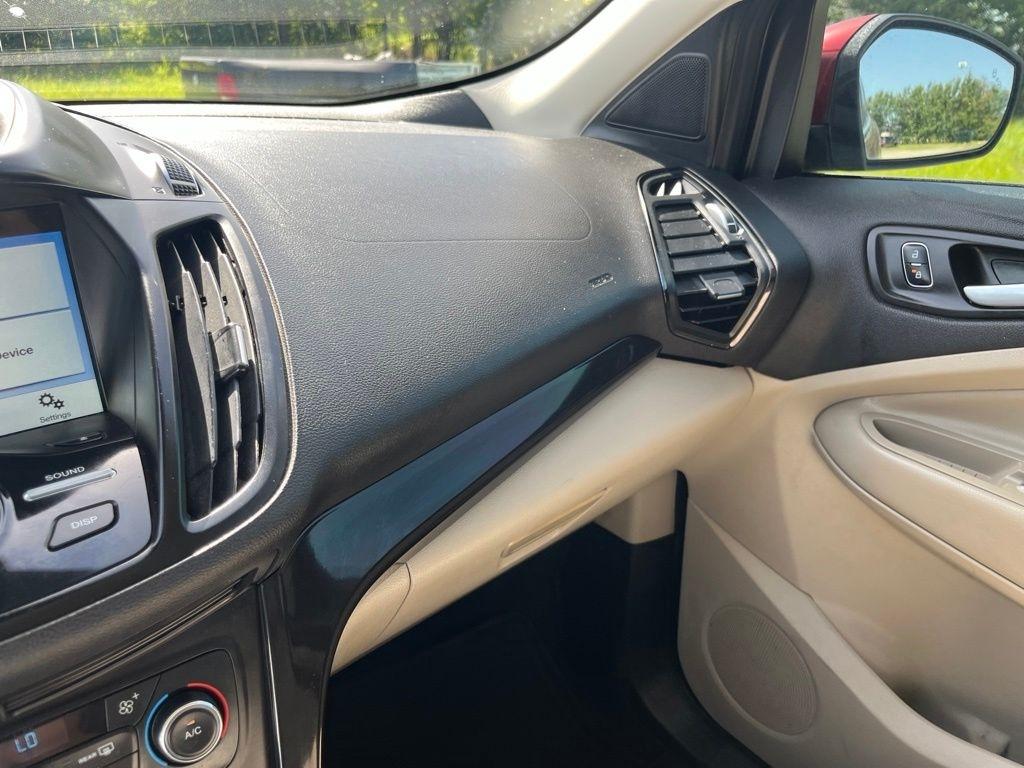 Ford Escape  2017
