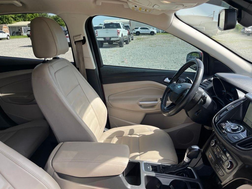 Ford Escape  2017