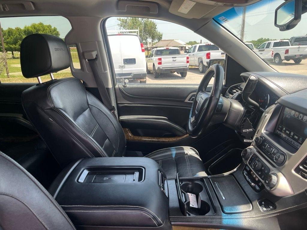 GMC Yukon Denali  2017