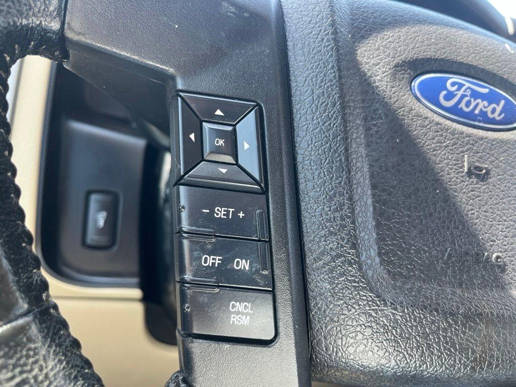 Ford Expedition  2017