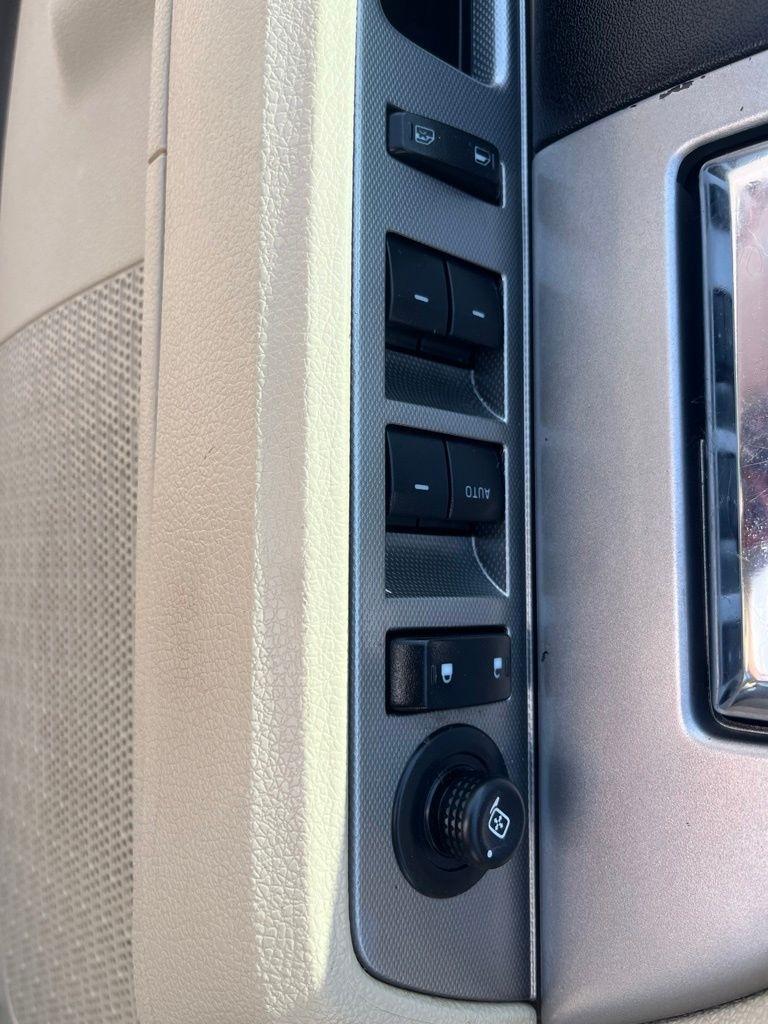 Ford Expedition  2017