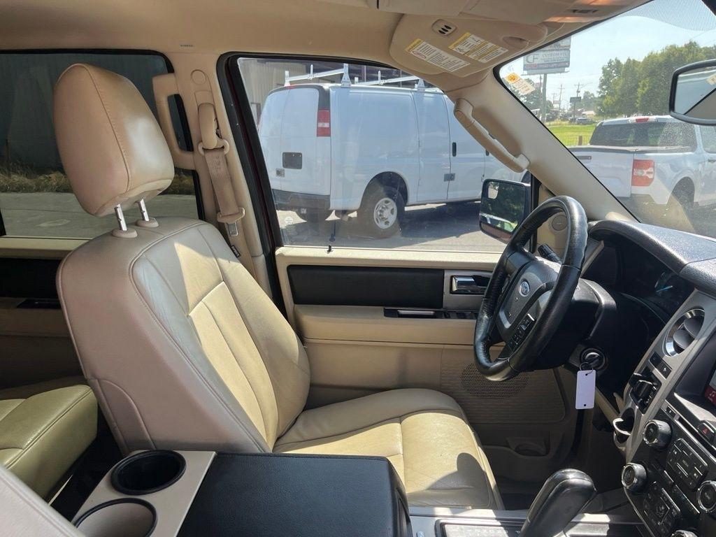 Ford Expedition  2017