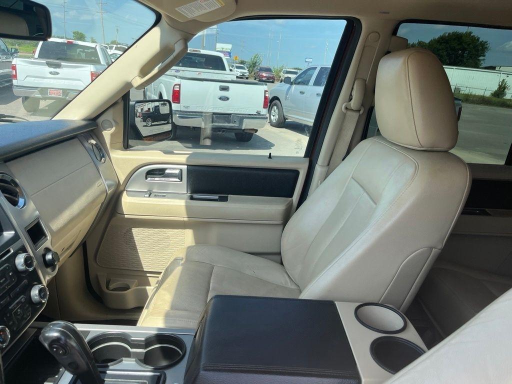 Ford Expedition  2017