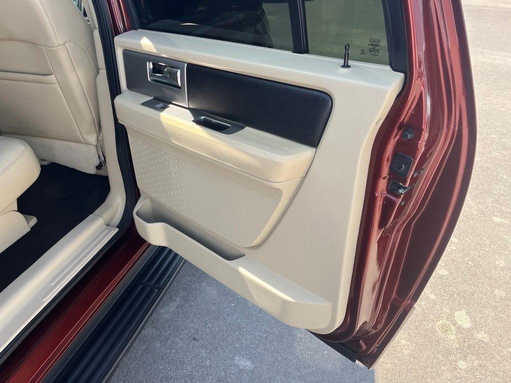 Ford Expedition  2017