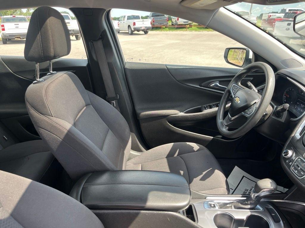 Chevrolet Malibu  2023