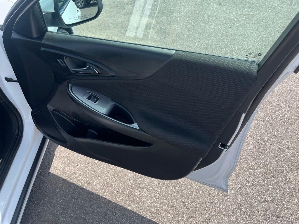 Chevrolet Malibu  2023
