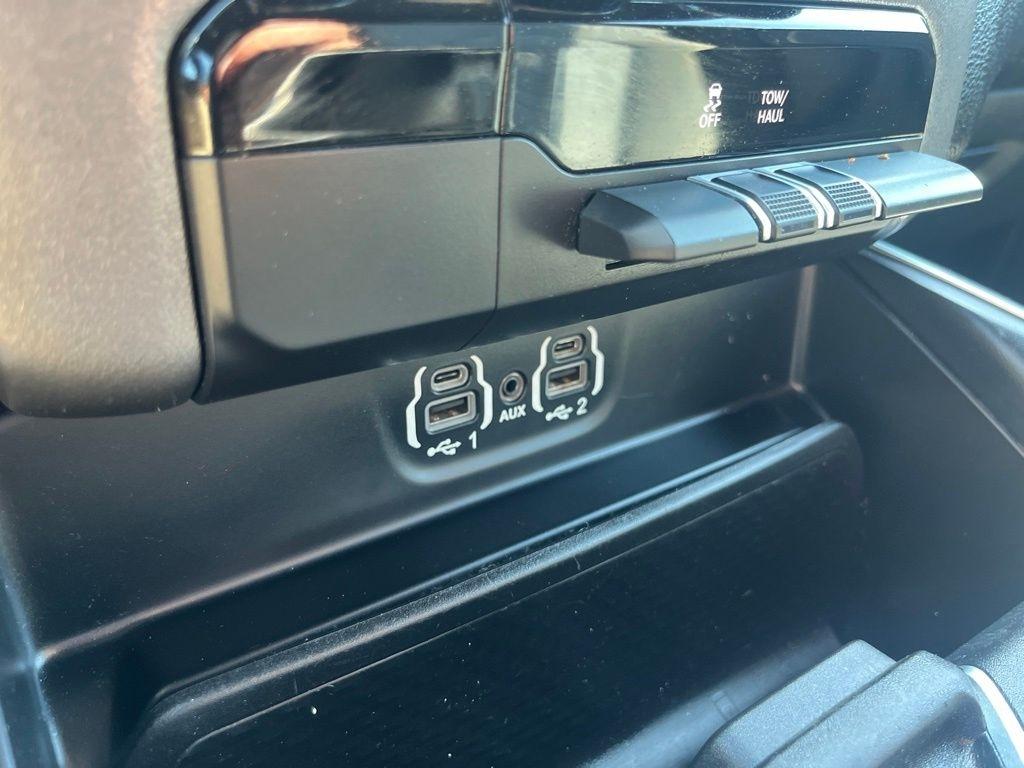 RAM 1500  2021