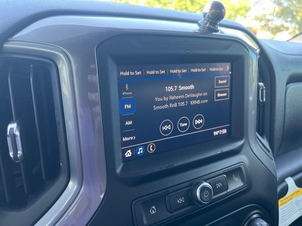Chevrolet Silverado 1500  2021