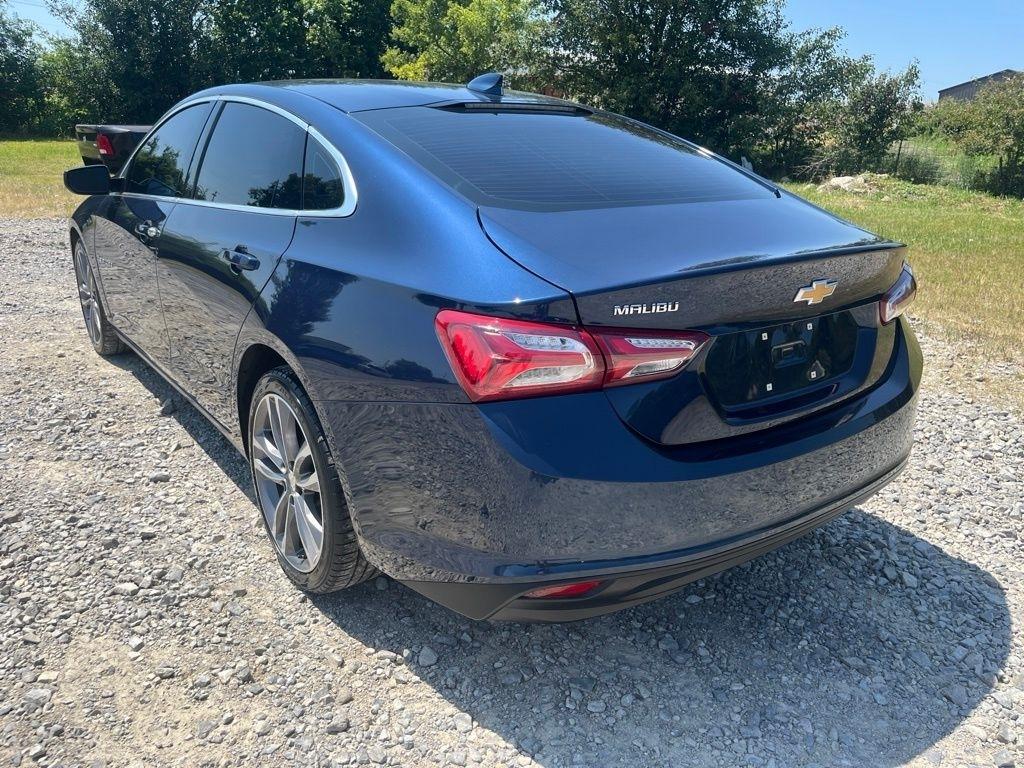 Chevrolet Malibu  2022