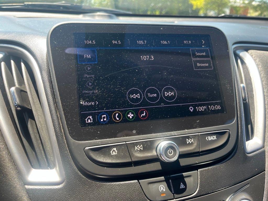 Chevrolet Malibu  2022