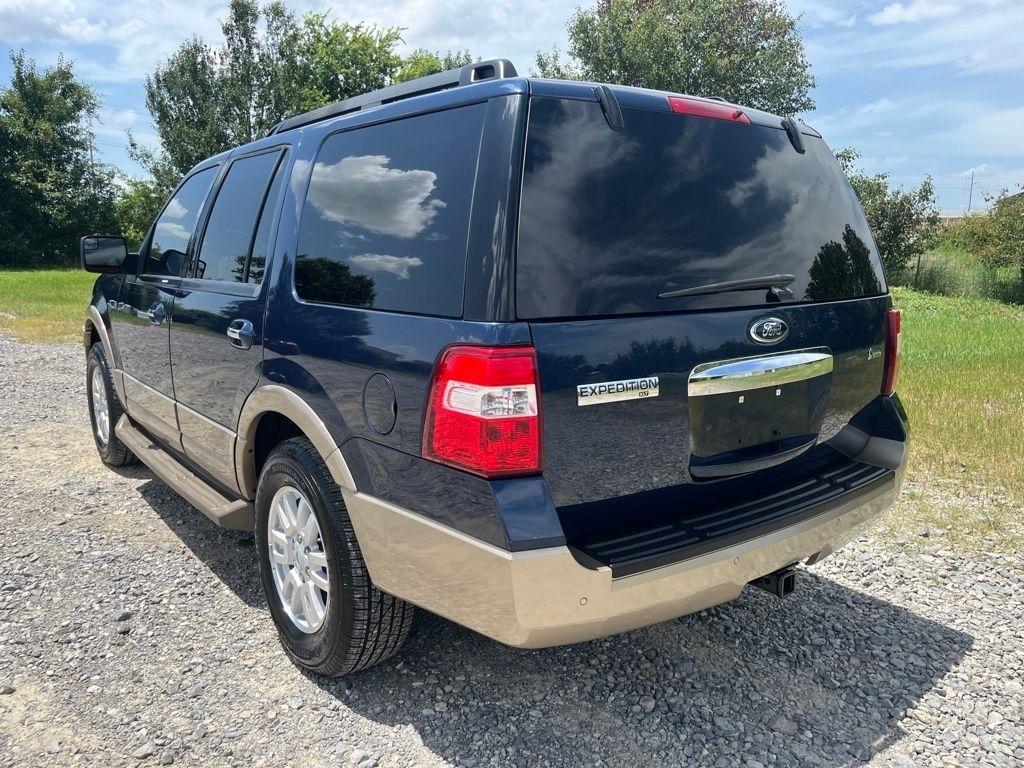 Ford Expedition  2014