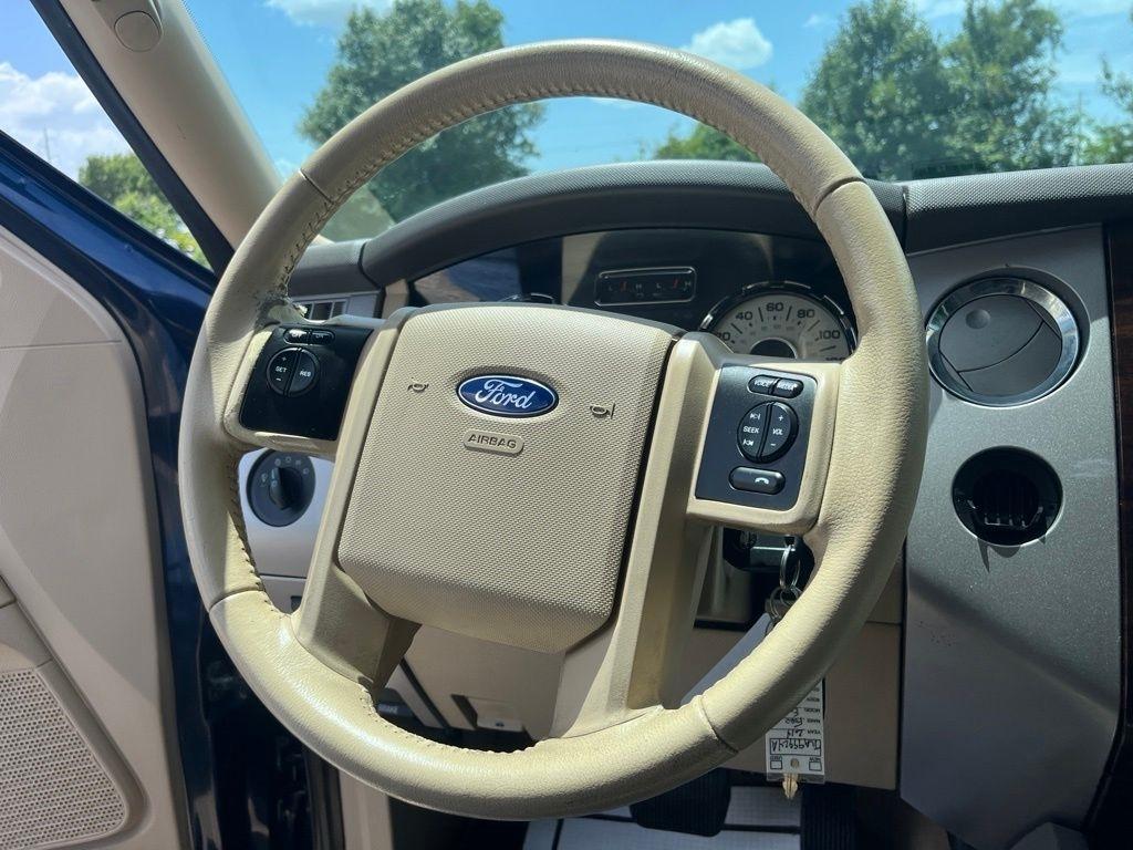 Ford Expedition  2014