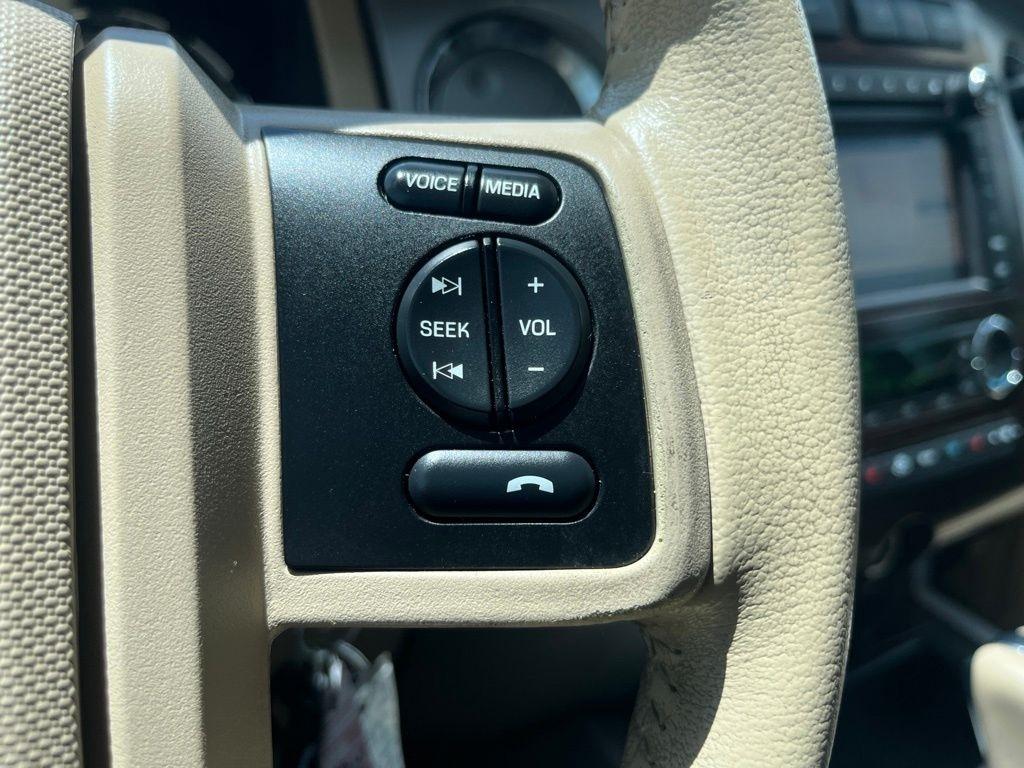 Ford Expedition  2014