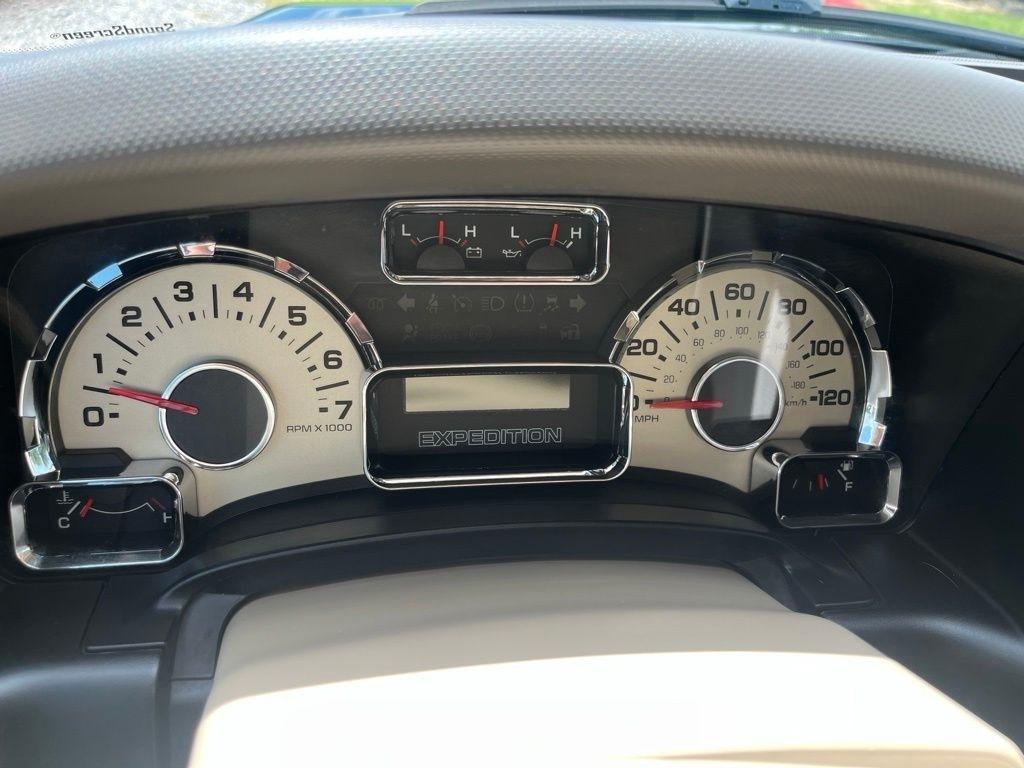 Ford Expedition  2014