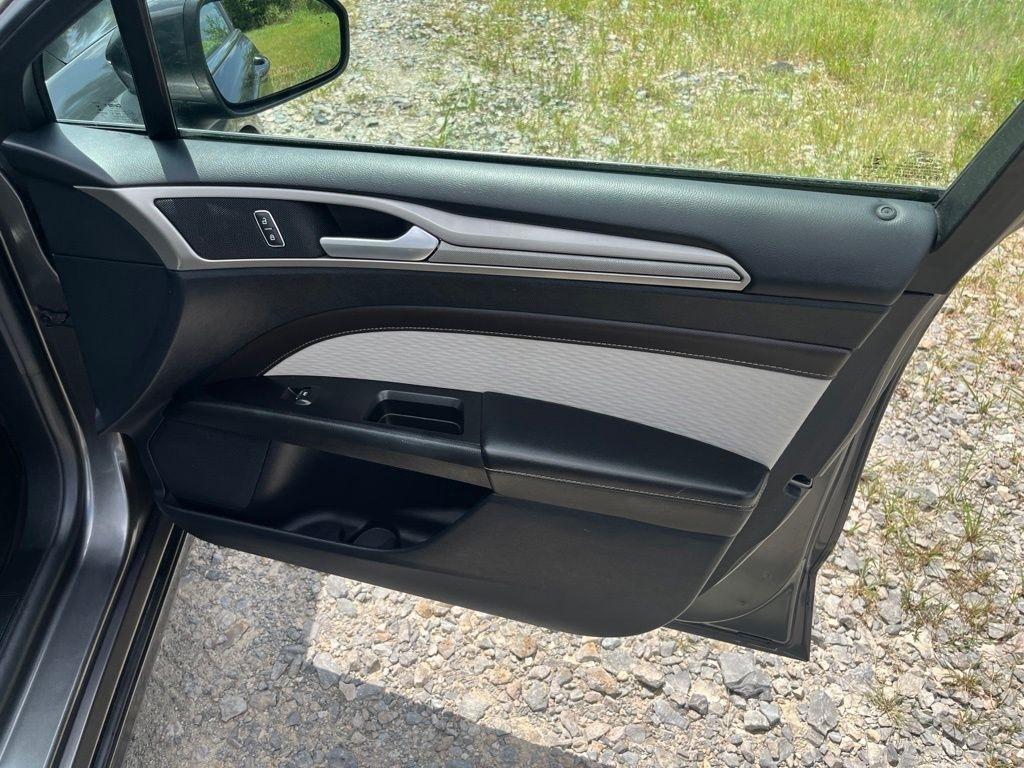Ford Fusion  2020