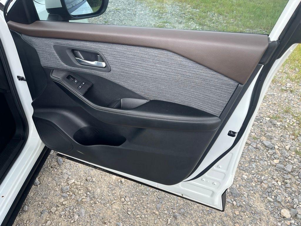 Nissan Rogue  2023