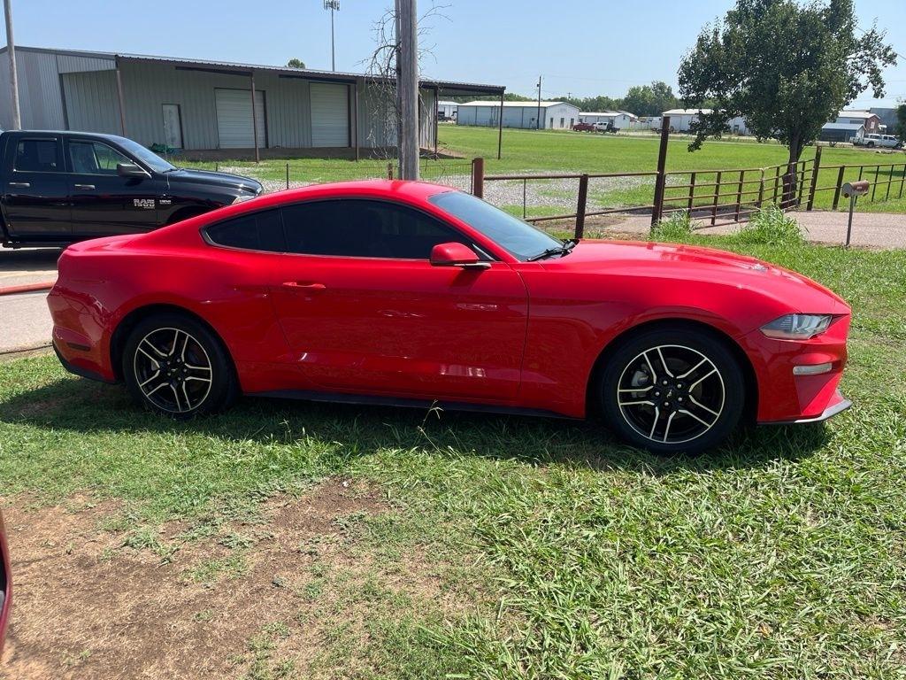 Ford Mustang  2020
