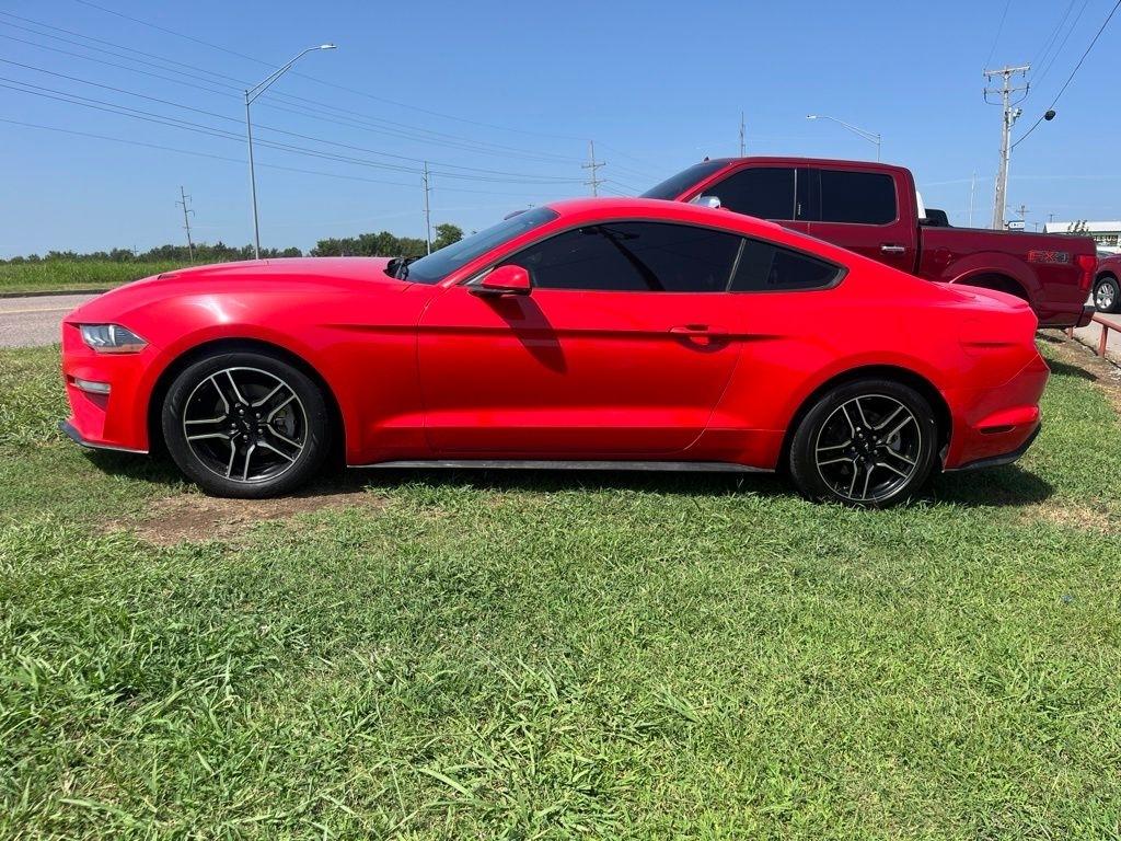 Ford Mustang  2020