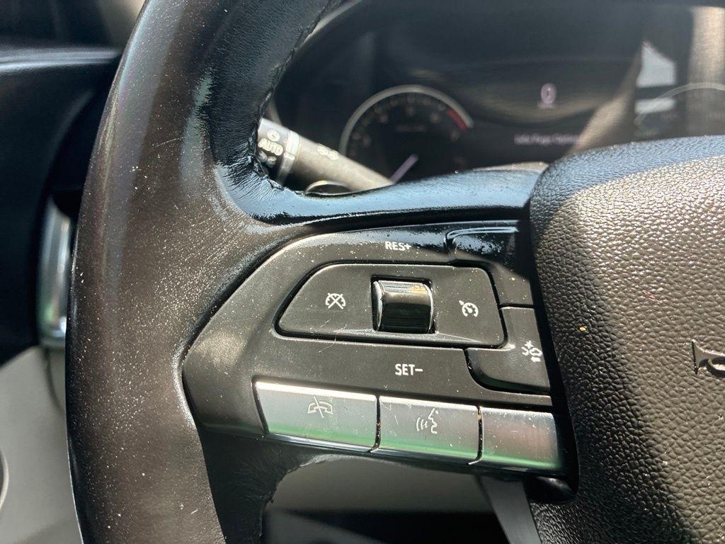 Cadillac XT4  2021