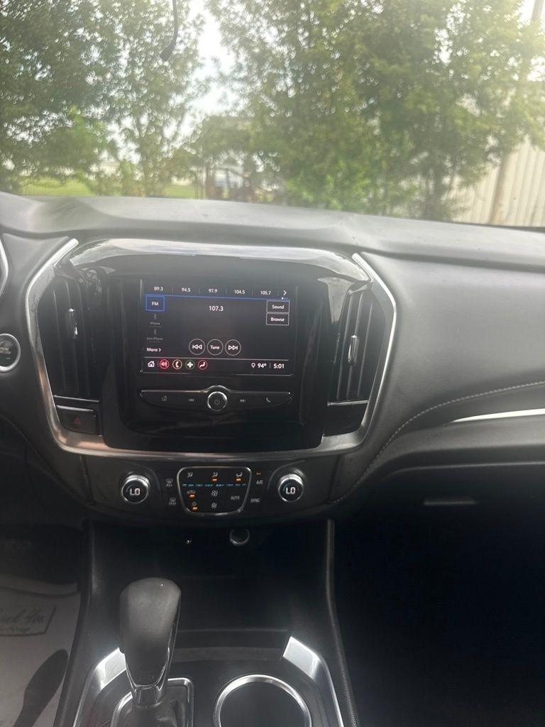 Chevrolet Traverse  2021