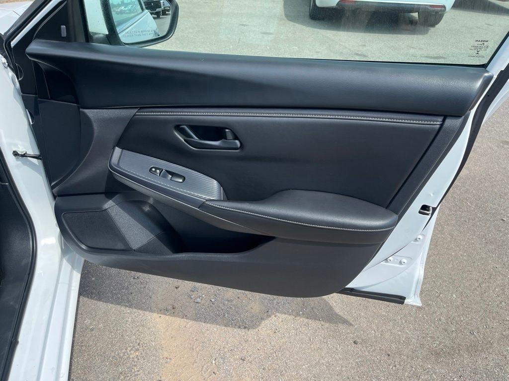 Nissan Sentra  2024
