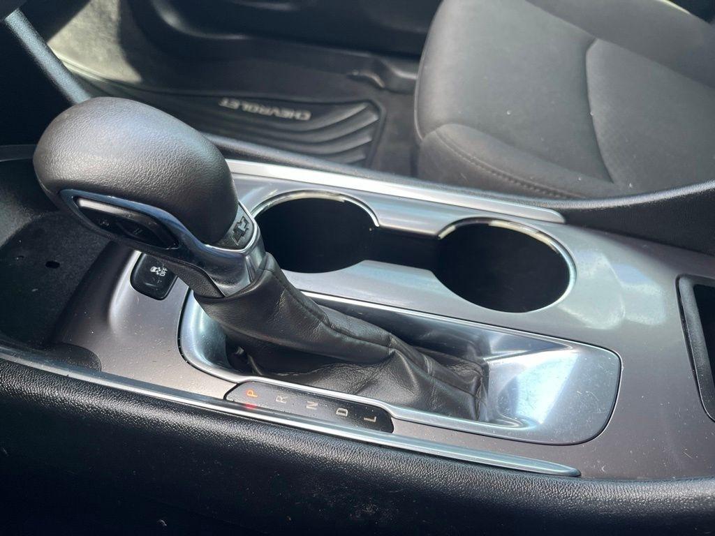 Chevrolet Malibu  2021