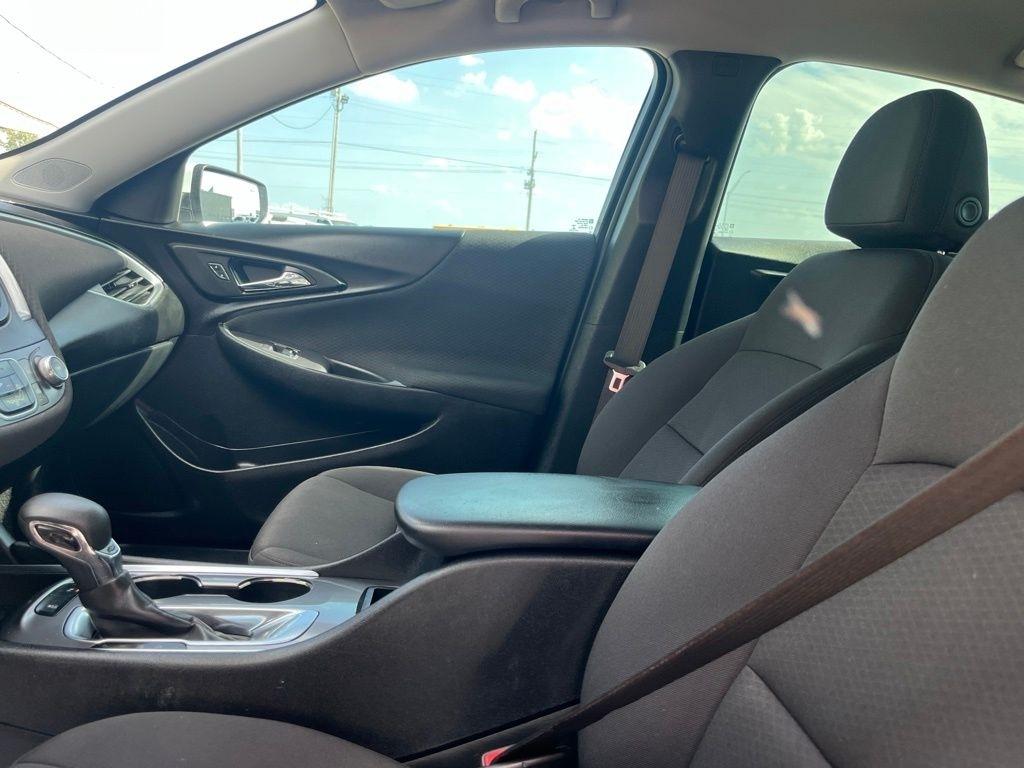 Chevrolet Malibu  2021