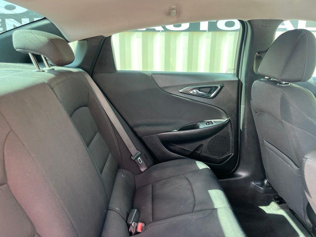 Chevrolet Malibu  2021