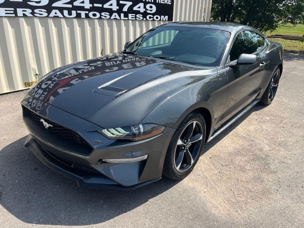 Ford Mustang  2020