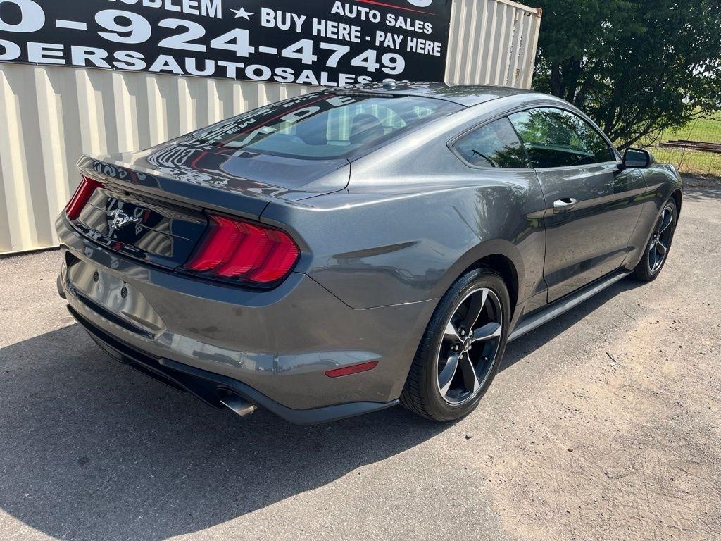 Ford Mustang  2020