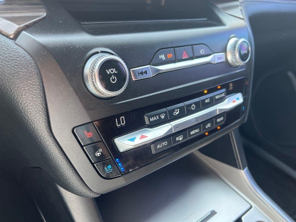 Ford Explorer  2020