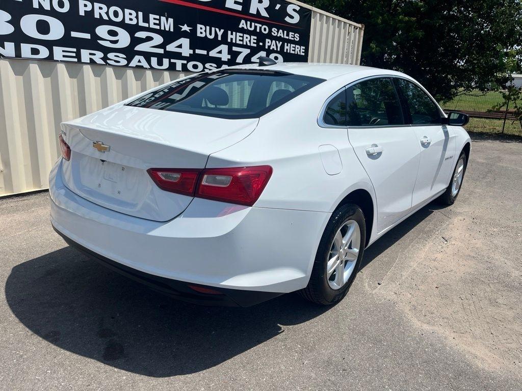Chevrolet Malibu  2023