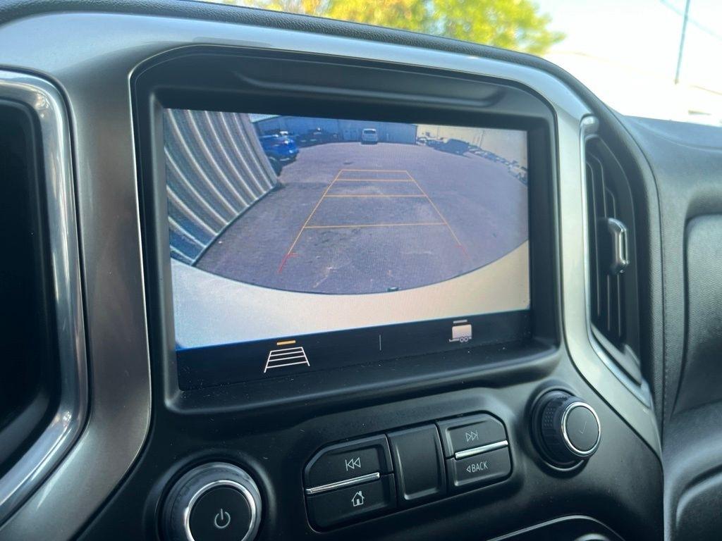 Chevrolet Silverado 1500  2021