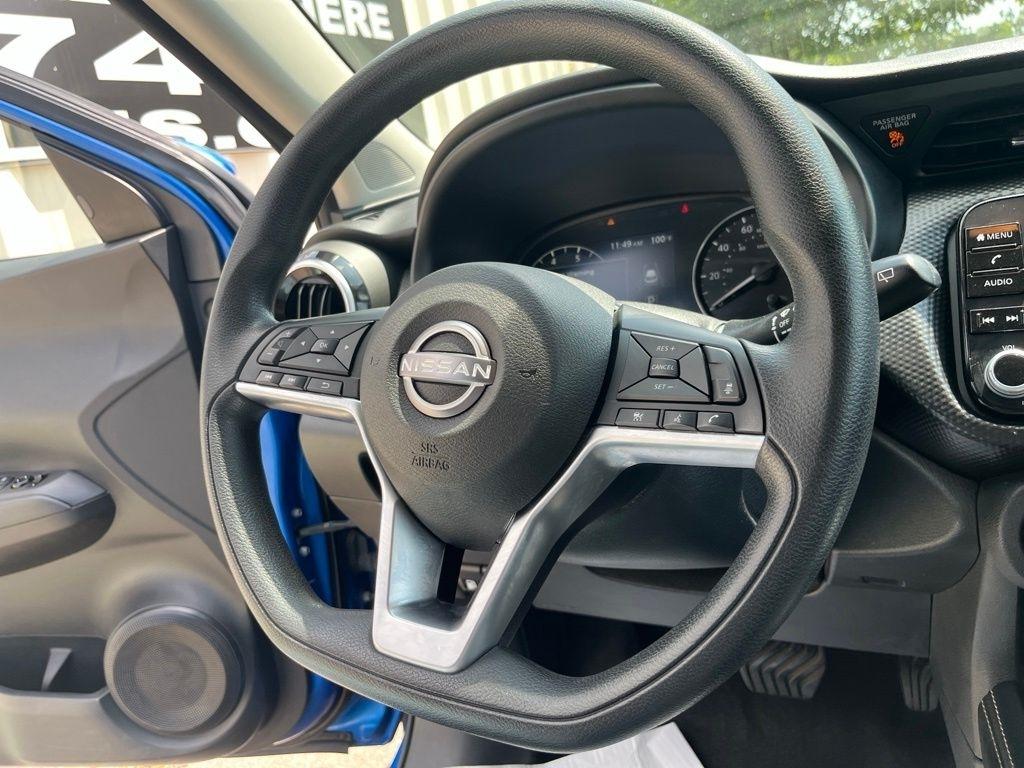 Nissan Kicks  2023