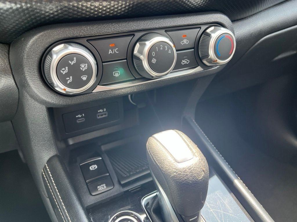 Nissan Kicks  2023