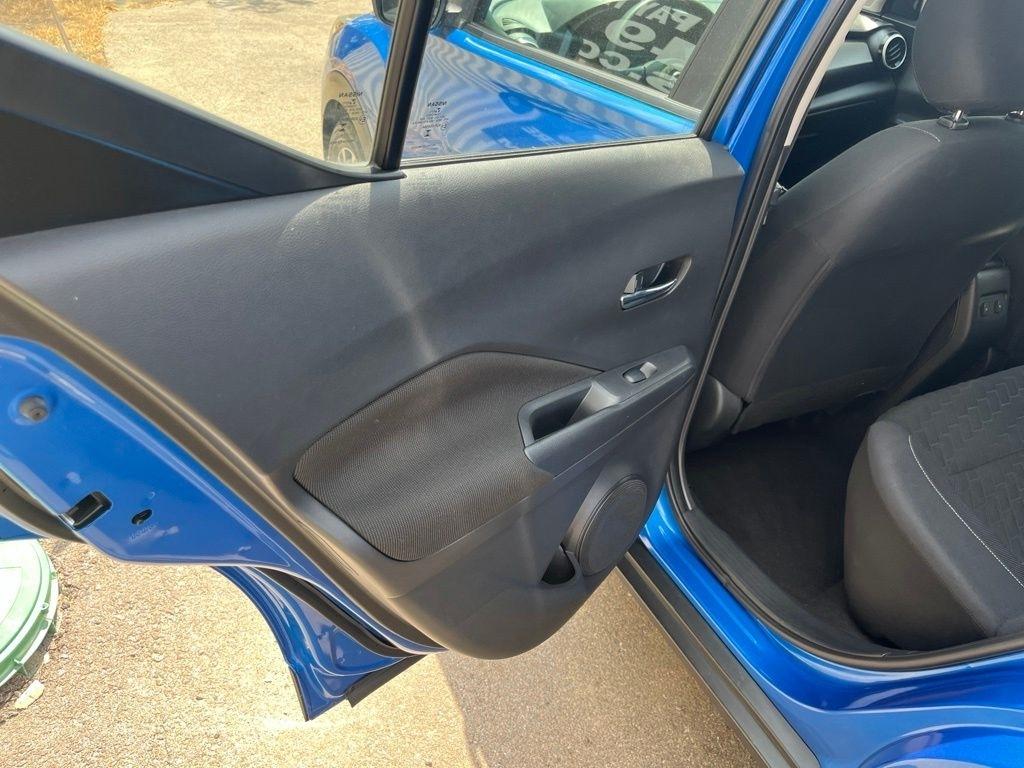 Nissan Kicks  2023