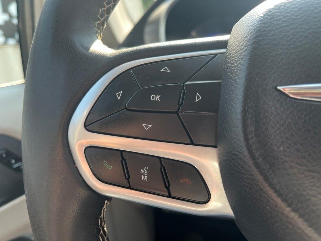 Chrysler Pacifica  2023
