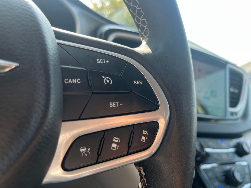 Chrysler Pacifica  2023