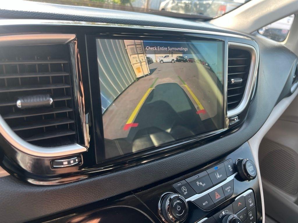 Chrysler Pacifica  2023