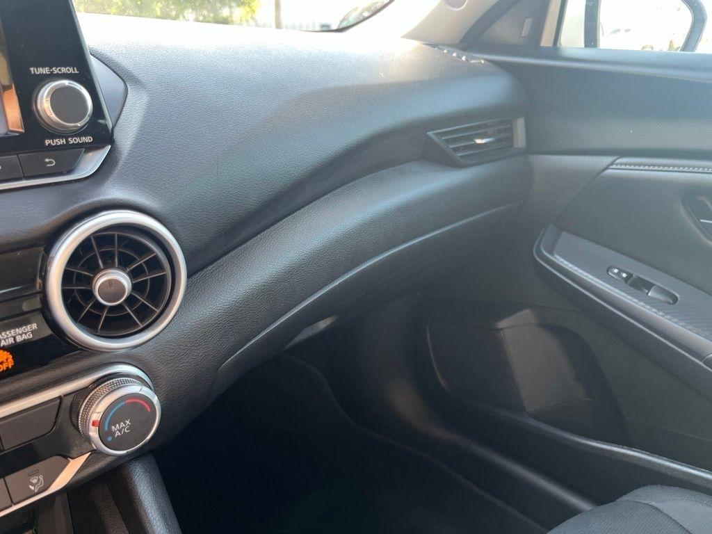 Nissan Sentra  2024