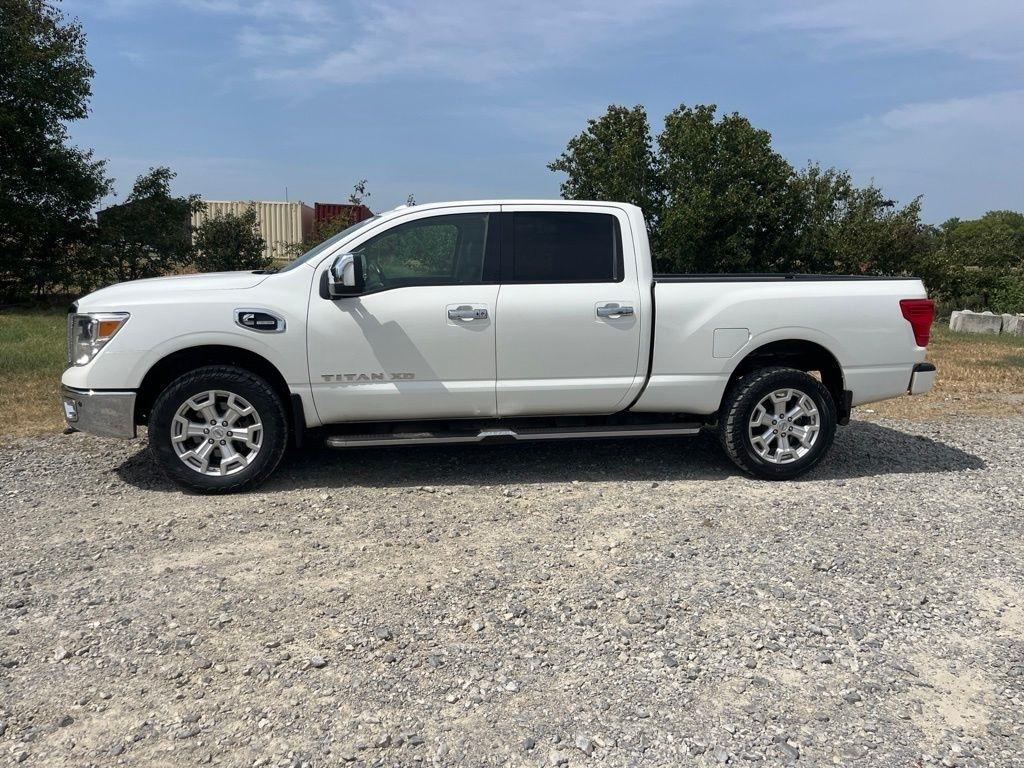 Nissan Titan XD  2017