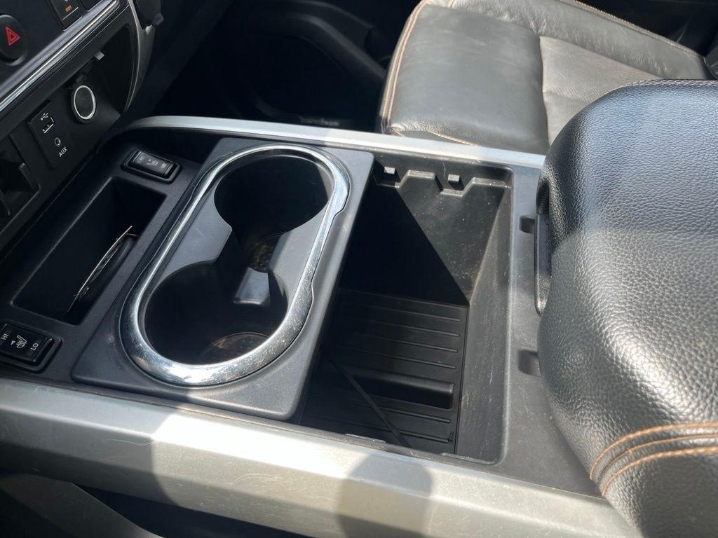 Nissan Titan XD  2017