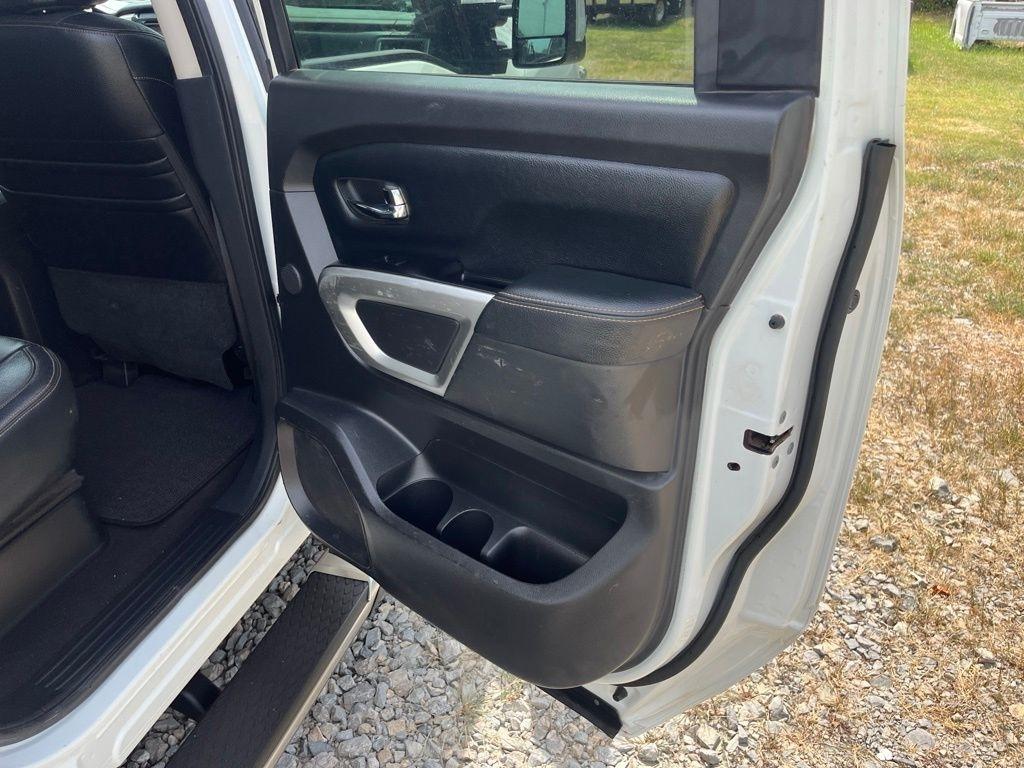 Nissan Titan XD  2017